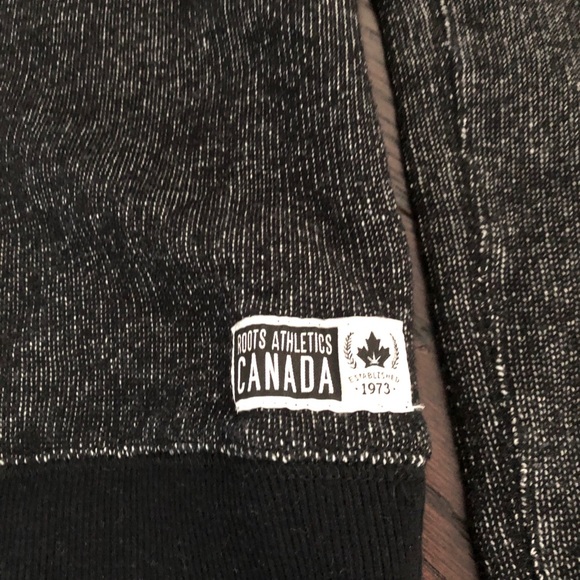 Roots Quarter Zip Sweatshirt in Salt and Pepper - Picture 3 of 4